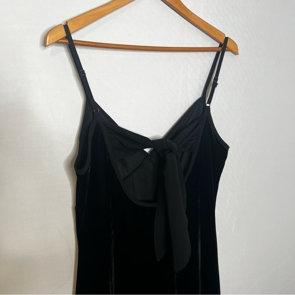 NWT! Band of the Free Black Girl-Crush Velvet Midi Slip Dress. Size Medium. - Picture 9 of 15
